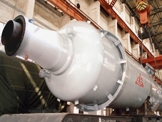 Continuous Reforming Reactors