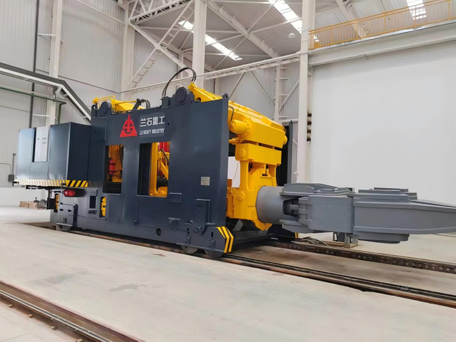 Fully Hydraulic Intelligent Forging Manipulator